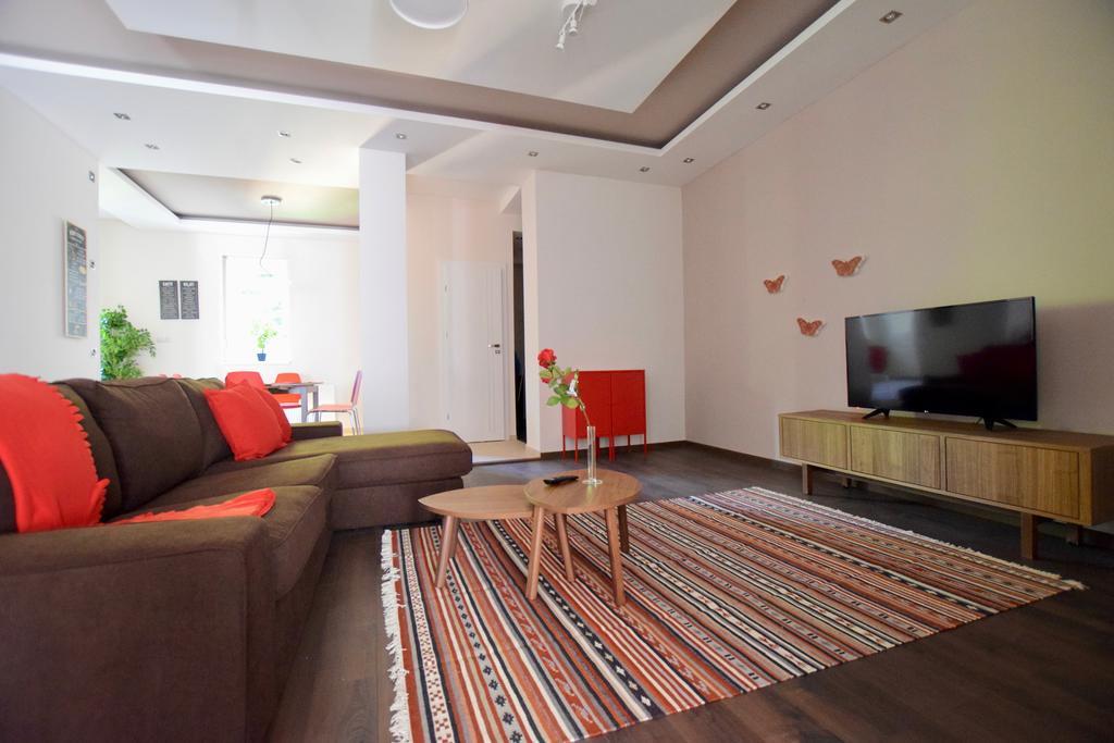 Standard Apartment By Hi5 - Close To Buda Castle بودابست المظهر الخارجي الصورة